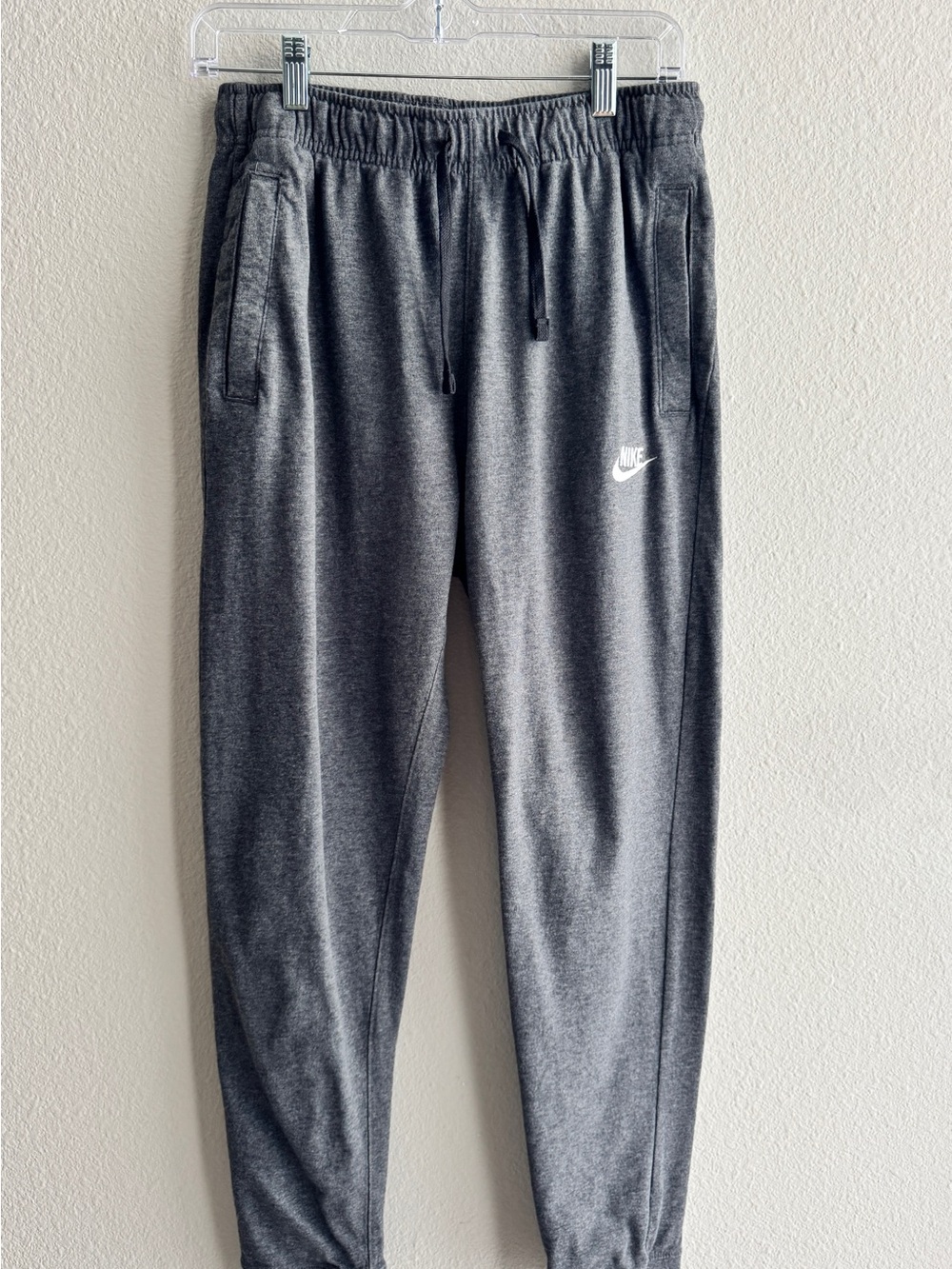 Nike Gray Men's Jogger Sweatpants in Small